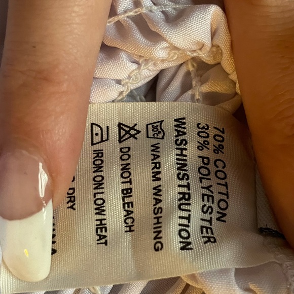 White Crop Top - Picture 3 of 4